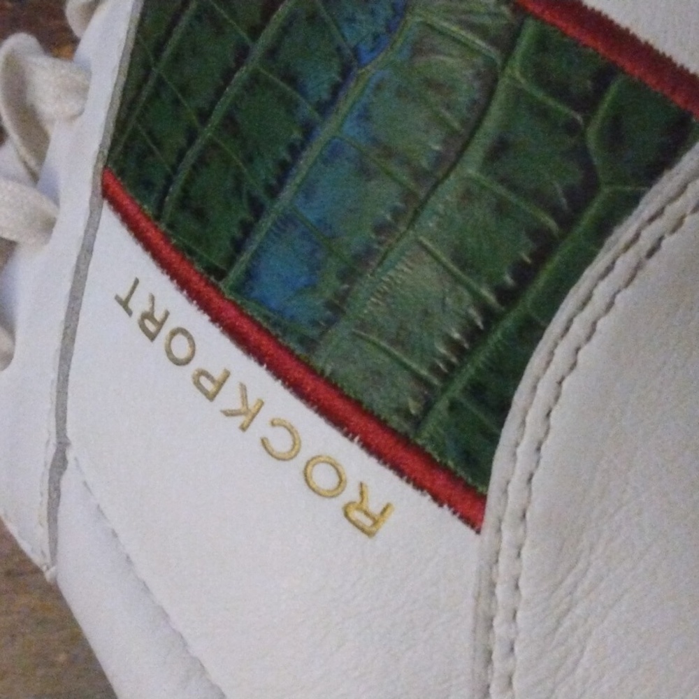Rockport size9  white
